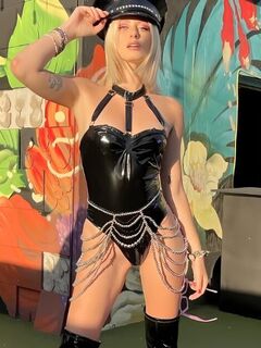 Blondyqueen