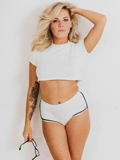 Crystalynloveofficial