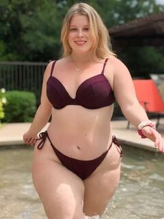 Curvy_Krysta