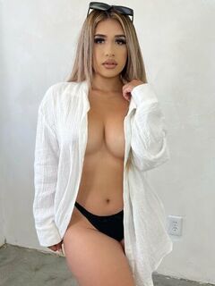 Peachybunzoy