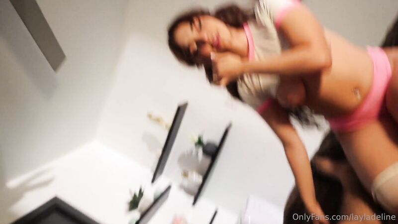 LaylaDeline Oral Eye level Latina Onlyfans Video