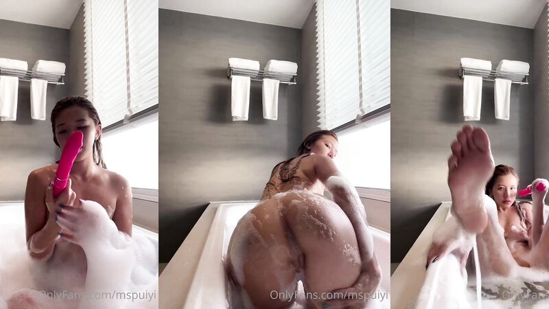 Siew Pui Yi Bath Pink Fake cock Action OnlyFans Video