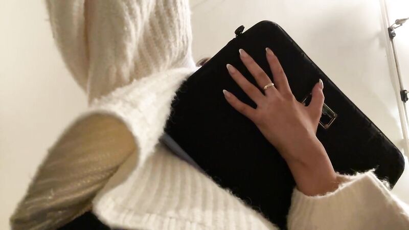 Idaasperud Tits Accidental Twitch Upblouse Video