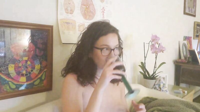 Immrsclaws Camera Falls Exposing Tits On Twitch Video