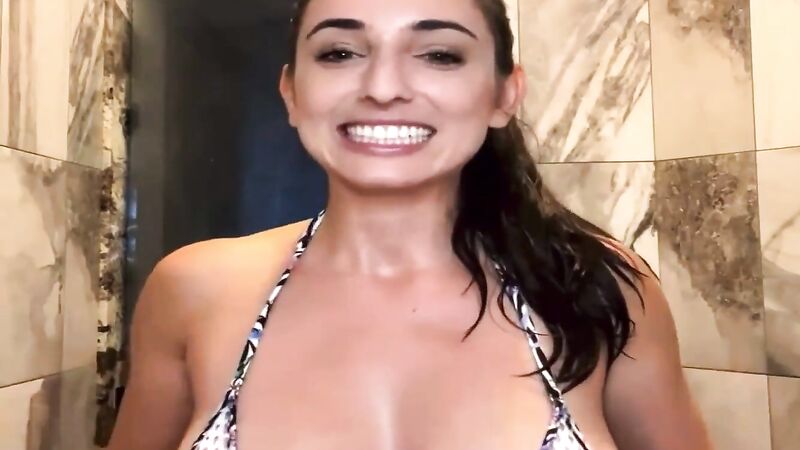 Christina Khalil Nipple Quick reveal Livestream Video Hacked