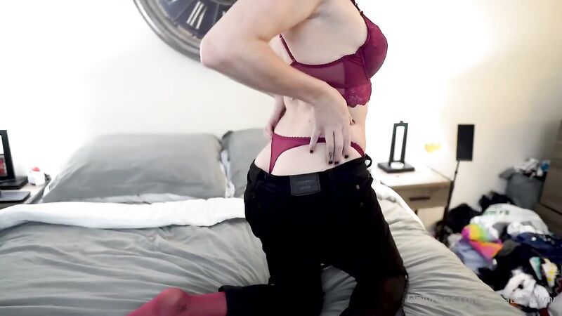 Sabrina Lynn Onlyfans Topless Stripped Tease Xxx Video