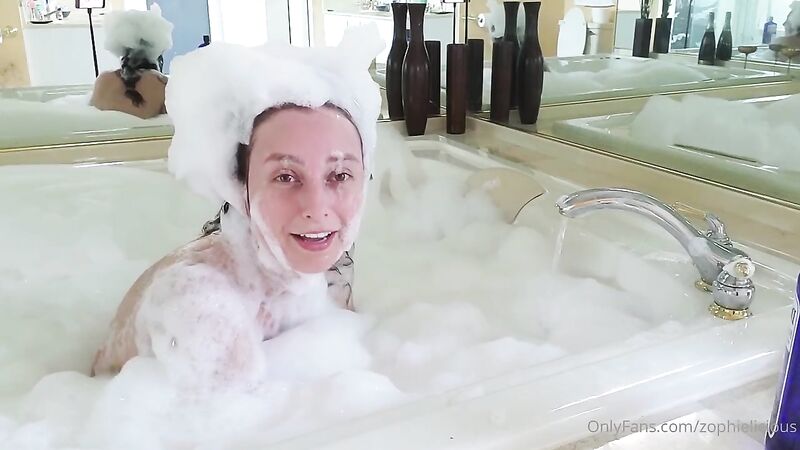 Zophie Reviews Stripped Soapy Bath Video