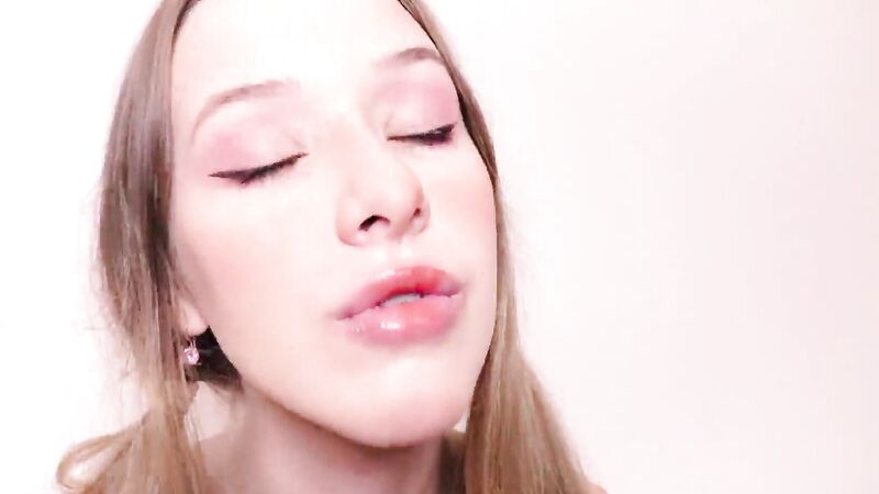 DiddlyDonger ASMR Semen In My Mouth Video