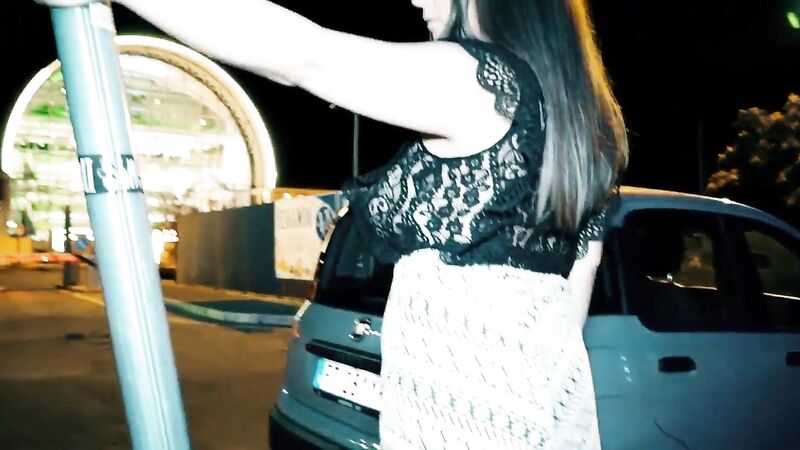 Mayer Lil Stripped Snatch Tease In Public Youtuber Video