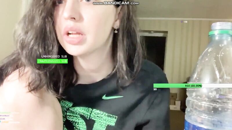 Jordybbyxo Showing off Tits Twitch Streamer